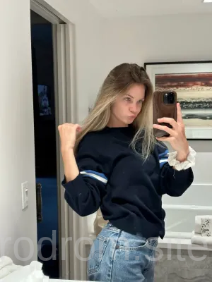 hailey-pandolfi-@hailey_pandolfi-sliv-goloj-blogershi-2024-16